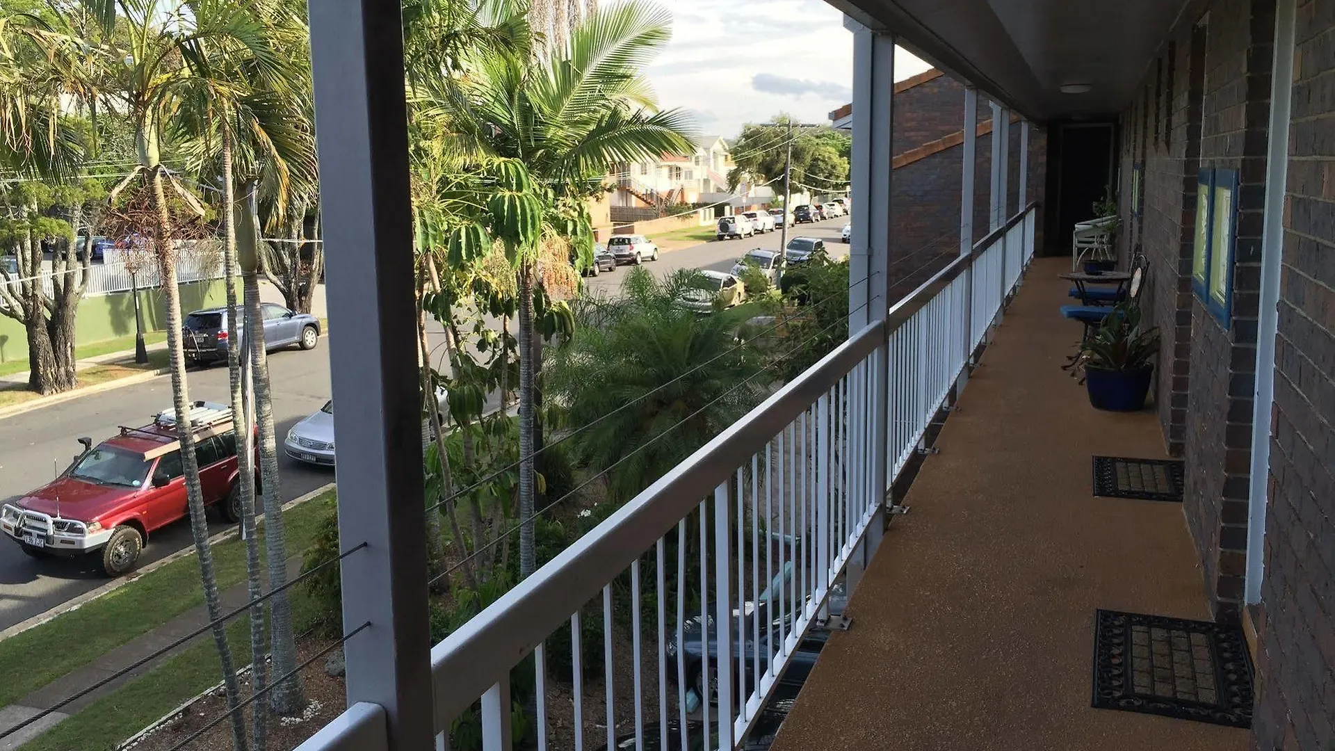 ***  Holland Park Motel Brisbane Australia